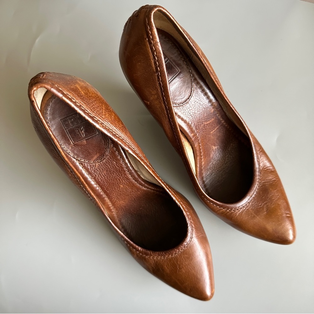 Frye Size 8.5M Women’s Platform Leather Brown Round Toe Heels Shoes